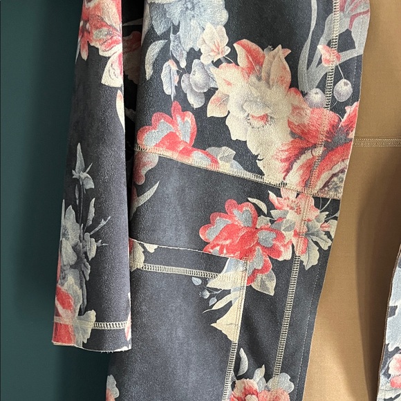 Anthropologie Solitaire Floral Open-Front Faux Suede Cardigan - Mocha and Pink - Picture 5 of 16